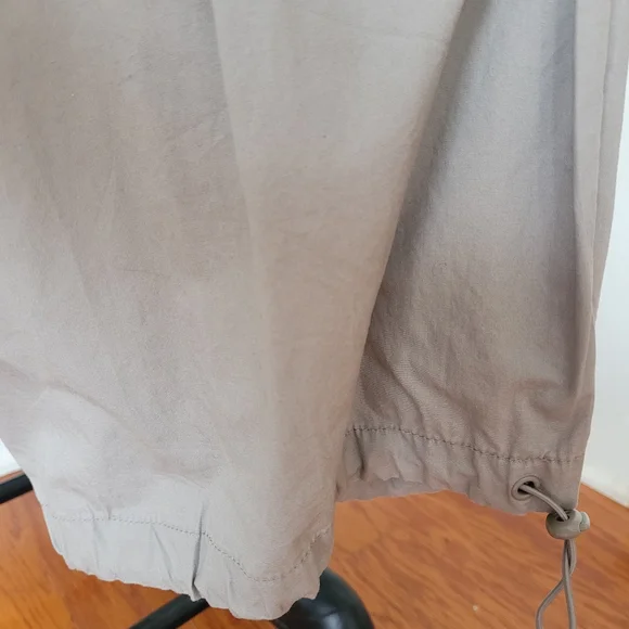 Women's Taupe High-Rise Cargo Parachute Pants - Picture 8 of 8